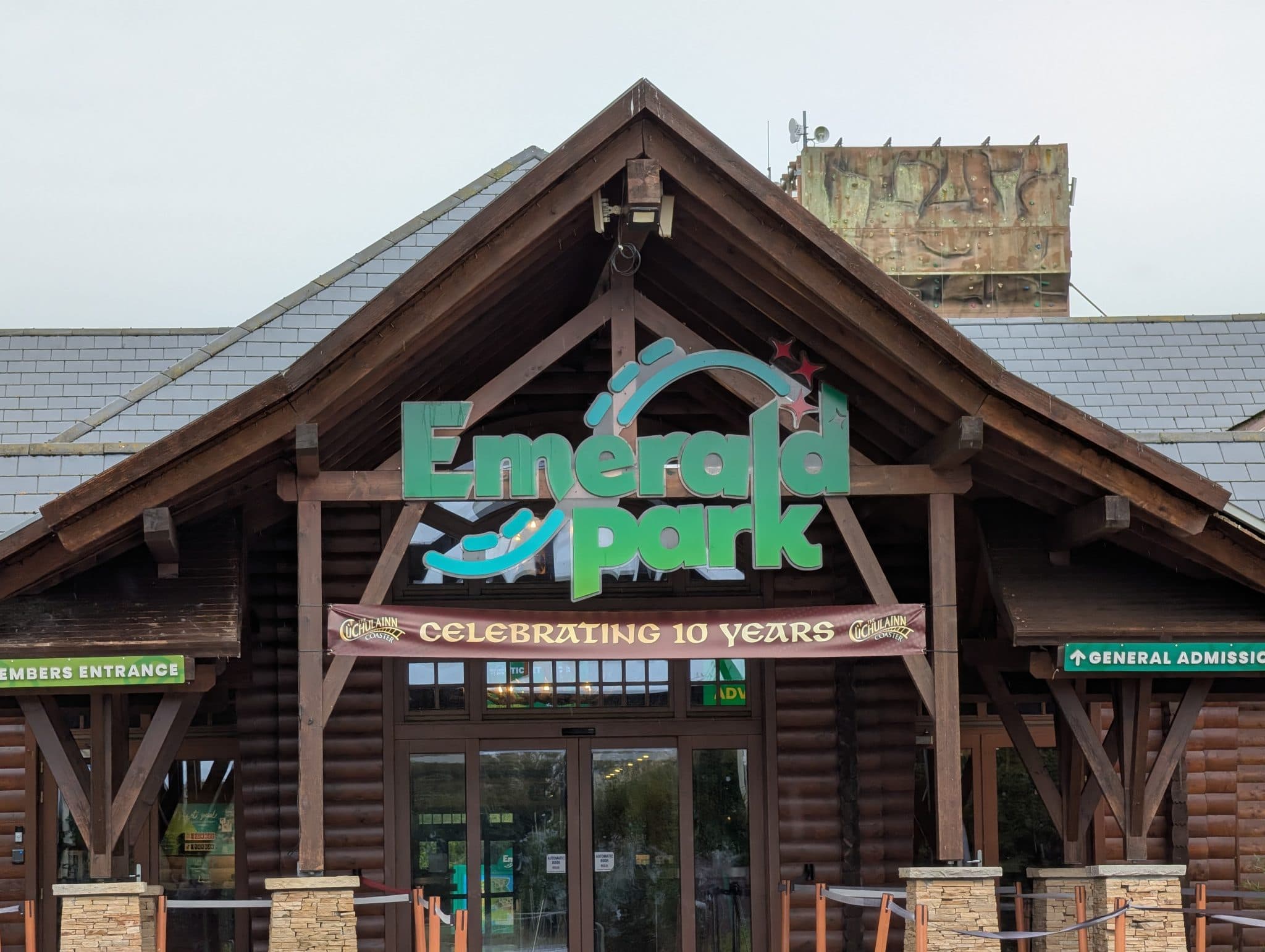 A Day Trip to Emerald Park – Review